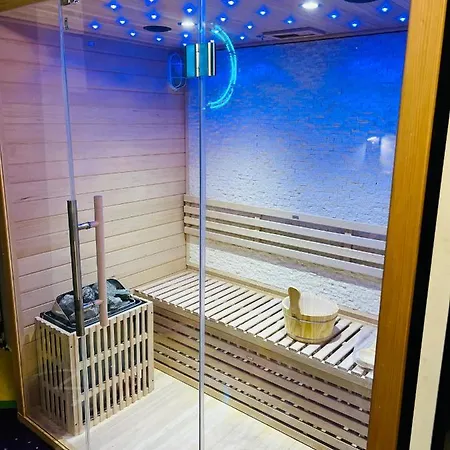 Capsule Street Art - Sauna- Jacuzzi - Playstation 5 - Billard - Netflix - Cinema - Terrasse *